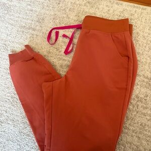 Figs terracotta scrub joggers